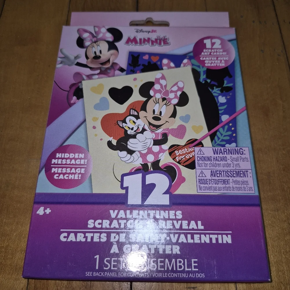 Disney Jr. Minnie Scratch & Reveal Valentines Cards